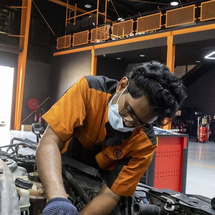 car maintenance in Dubai
