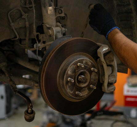 change brake pads dubai