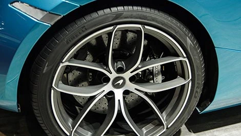 McLaren-Service-Center-in-Dubai