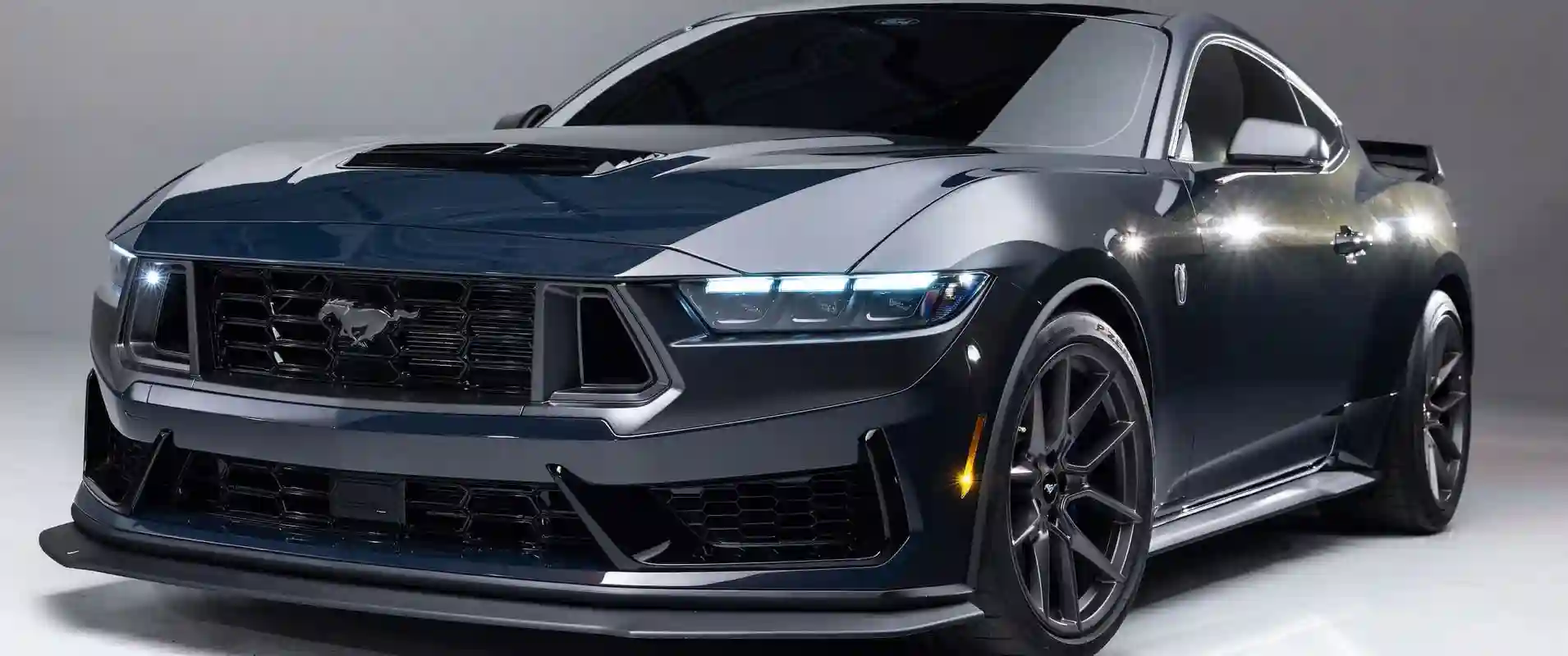 Mustang-Service-Center-in-Dubai