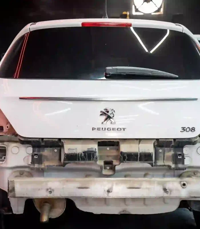 Peugeot-Service-Center-in-Dubai