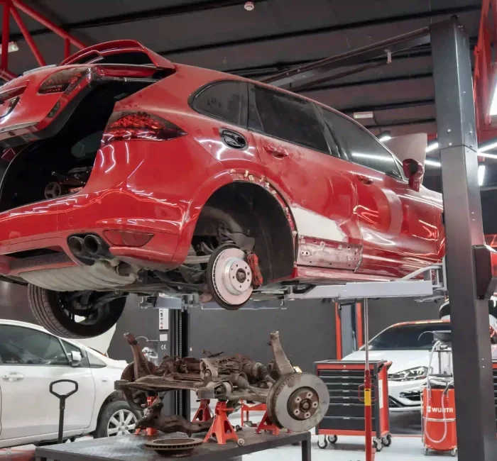 Porsche-Service-Center-in-Dubai